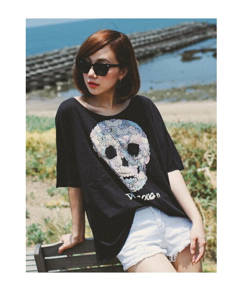 lazybone（レイジーボーン）の「Dangerous（トップス・レディース・黑色・F）」の3枚目の写真