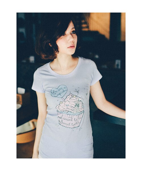 lazybone（レイジーボーン）の「Sweet tooth（トップス・レディース・藍紫色・S/M/L）」の2枚目の写真