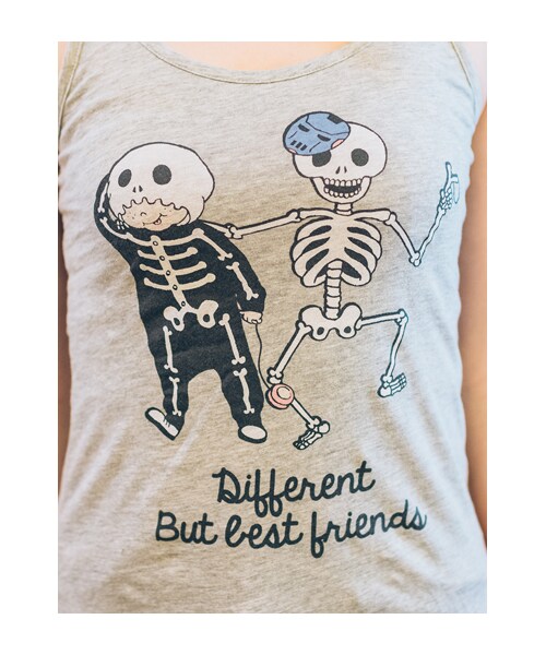 lazybone(レイジーボーン)の「Best Friends Vest(トップス・レディース・淺麻灰色・S/M/L)」の6枚目の写真