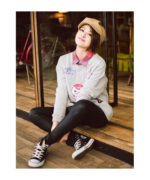 lazybone（レイジーボーン）の「Rock their socks off（トップス・レディース・淺麻灰色・S/M）」の4枚目の写真