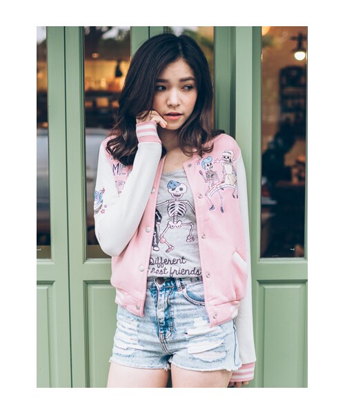 lazybone(レイジーボーン)の「Had me at hello JKT(ジャケット/アウター・レディース・淺桃粉色・S/M/L)」の1枚目の写真