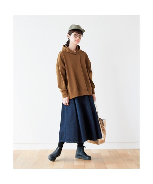 Sunny clouds（サニークラウズ）の「サニークラウズ ポンチなパーカー〈レディース〉キャメル（レディースファッション > トップス > パーカー・トレーナー・レディース・ブラウン・（身幅78/総丈67cm）/（身幅71/総丈65cm）/（身幅74/総丈65cm）/（身幅71/総丈68cm）/（身幅68/総丈65cm）/（身幅68/総丈62cm）/（身幅68/総丈68cm））」の11枚目の写真