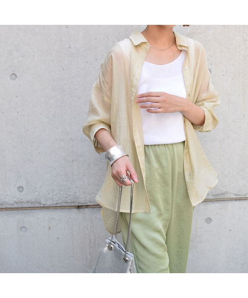 no brand（ノーブランド）の「バックスリットシアーシャツ（シャツ/ブラウス・レディース・その他）」の2枚目の写真