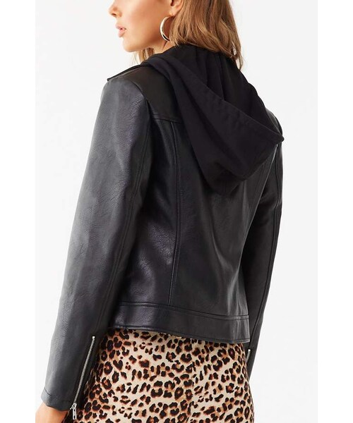FOREVER 21（フォーエバー トゥエンティーワン）の「Forever 21 Faux Leather Moto Combo Jacket（ライダースジャケット・レディース・Black・Small/Medium/Large）」の2枚目の写真