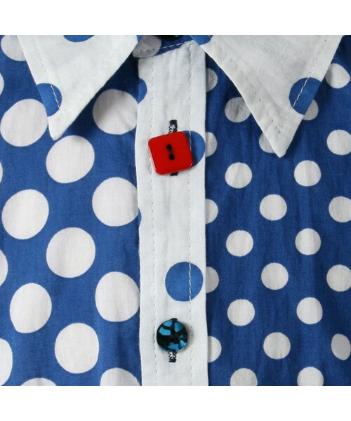 hippy happy yuppy boo（ヒッピー ハッピー ヤッピー ブー）の「キッズ ロングスリーブシャツ（トップス・キッズ・ブルー/ナチュラル/レッド・90cm/100cm/110cm/120cm/130cm）」の12枚目の写真