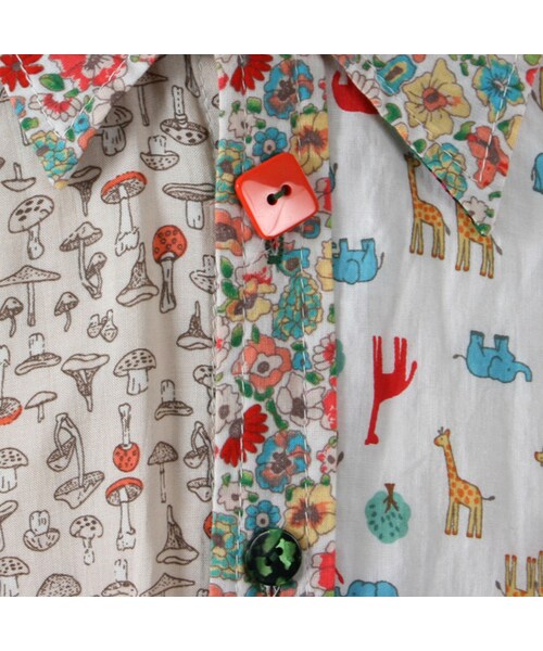 hippy happy yuppy boo（ヒッピー ハッピー ヤッピー ブー）の「キッズ ロングスリーブシャツ（トップス・キッズ・ブルー/ナチュラル/レッド・90cm/100cm/110cm/120cm/130cm）」の13枚目の写真