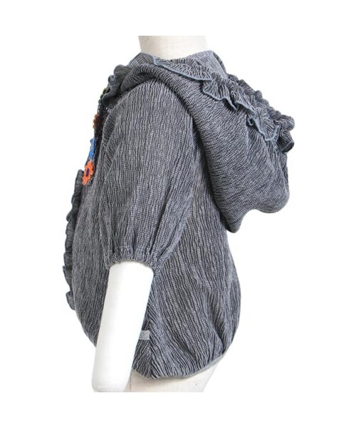 BOO HOMES（ブー オム）の「Girl's ジップ Up ジャケット（お花レース）（トップス・キッズ・グレー/ピンク・XS(80~90cm)/S(100~110cm)/M(120~130cm)）」の2枚目の写真