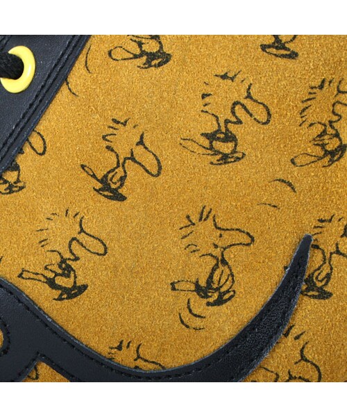 BOO SHOES（ブー シューズ）の「レザーハイカットスニーカー（PEANUTS）（シューズ・キッズ・ブラック/イエロー・22cm/23cm/24cm/25cm/26cm/27cm）」の9枚目の写真