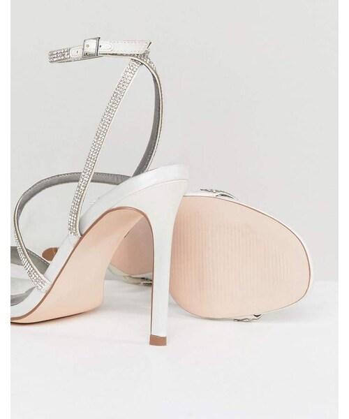 Asos（エイソス）の「Asos Design ASOS DESIGN Hartly Bridal Embellished Block