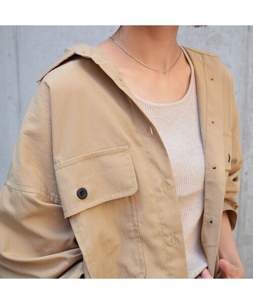 no brand（ノーブランド）の「バックスリットサファリシャツ（シャツ/ブラウス・レディース・その他）」の4枚目の写真