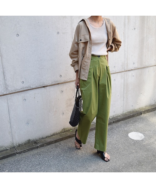 no brand(ノーブランド)の「タックポケットPT(その他パンツ・レディース・その他)」の1枚目の写真