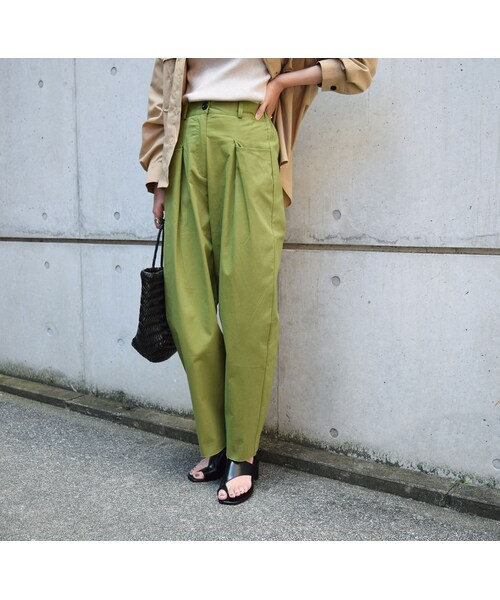 no brand(ノーブランド)の「タックポケットPT(その他パンツ・レディース・その他)」の2枚目の写真