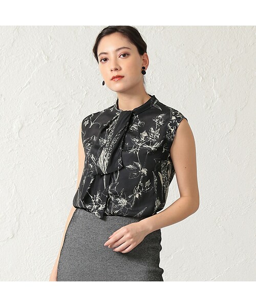 EPOCA（エポカ）の「ドローイングフラワーブラウス（）」 - WEAR