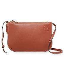 LOEWE（ロエベ）の「Loewe Gate Double Zip Pouch Clutch Bag