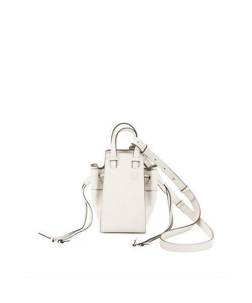 LOEWE(ロエベ)の「Loewe Hammock Mini Classic Shoulder Bag(ショルダーバッグ・レディース・White・One Size)」の1枚目の写真
