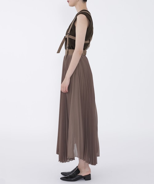 AD2023 24SS ウールギャバジンサスペンダープリーツスカート ハーネス Ameri（アメリ）の「ハーネスサスペンダースカート（）」 - WEAR