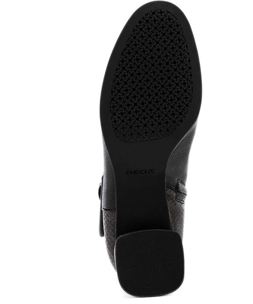 GEOX(ジェオックス)の「Geox Calinda Bootie(ブーツ・レディース・Black/Gray・10us / 40eu/10.5us / 41eu/7us / 37eu/5us / 35eu/7.5us / 37.5eu/6us / 36eu/9us / 39eu/8us / 38eu/6.5us / 36.5eu/9.5us / 39.5eu/8.5us / 38.5eu)」の5枚目の写真