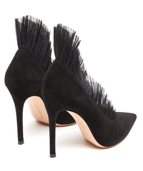 Gianvito Rossi（ジャンヴィトロッシ）の「Gianvito Rossi Vamp 105 Suede Pumps