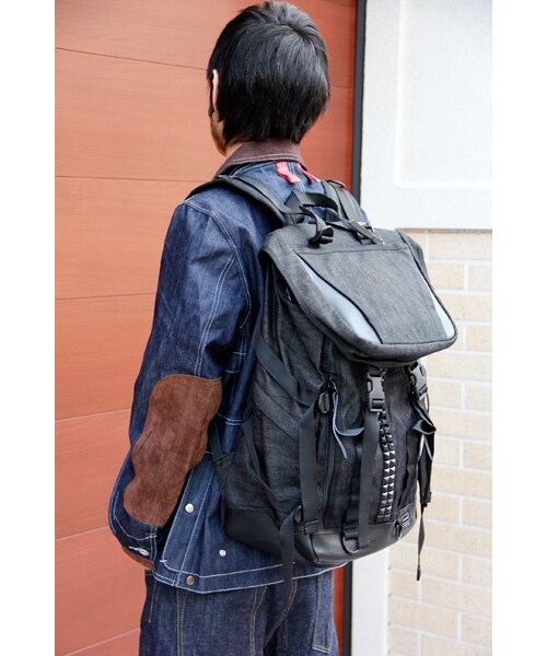 MEMENTISM(メメントイズム)の「"WHITE.S"レザー×デニムスタッズリュックBLACK(バッグ・メンズ・その他)」の7枚目の写真