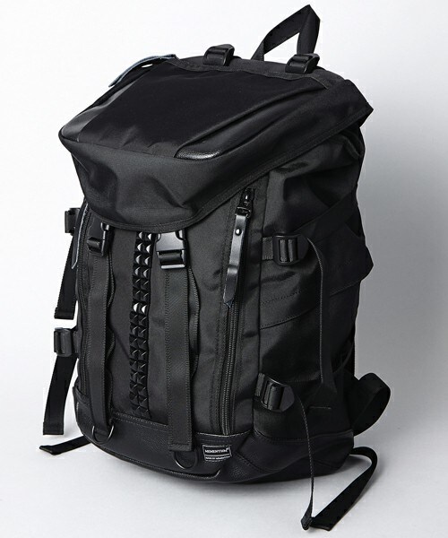 MEMENTISM（メメントイズム）の「THE WORLD レザー切り替え センタースタッズリュック（バックパック/リュック・メンズ・ブラック/ブラック×ホワイト/ネイビー/カモフラージュ/アニマル/その他1/その他2/その他3/その他4/その他5/その他6/その他7/その他8/グレー×ホワイト・FREE）」の18枚目の写真