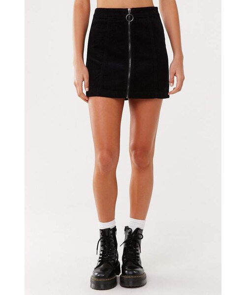 FOREVER 21（フォーエバー トゥエンティーワン）の「Forever 21 Corduroy A-Line Mini Skirt（スカート・レディース・Black/Yellow・Small/Medium/Large）」の4枚目の写真