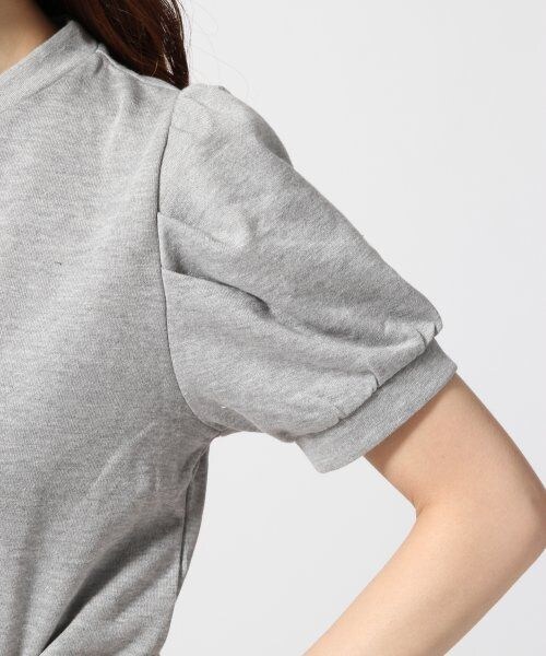 LOWRYS FARM（ローリーズファーム）の「ミニウラケタックパワショルプルオーバー（トップス・レディース・オフ/グレー/イエロー・Ｍ/Ｌ）」の8枚目の写真