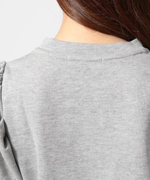 LOWRYS FARM（ローリーズファーム）の「ミニウラケタックパワショルプルオーバー（トップス・レディース・オフ/グレー/イエロー・Ｍ/Ｌ）」の10枚目の写真