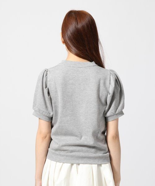 LOWRYS FARM（ローリーズファーム）の「ミニウラケタックパワショルプルオーバー（トップス・レディース・オフ/グレー/イエロー・Ｍ/Ｌ）」の5枚目の写真