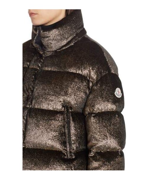 MONCLER（モンクレール）の「Moncler Caille Glitter Velvet Quilted 