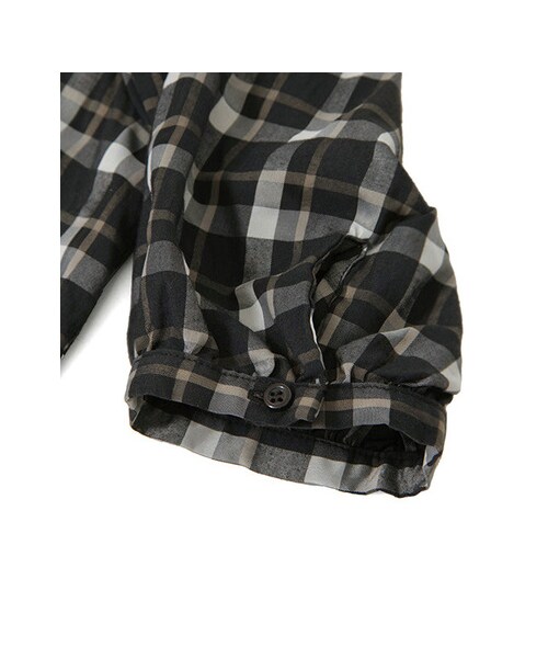 KBF（ケイビーエフ）の「チェック肩タックプルオーバー（トップス・レディース・ORANGE/BLACK/PURPLE・one）」の12枚目の写真