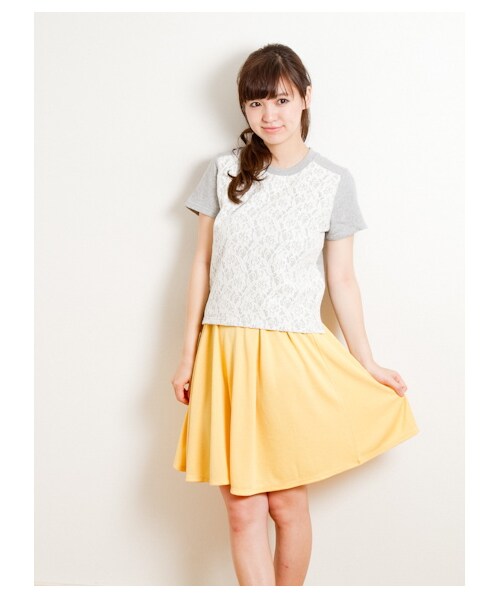 earth music&ecology（アースミュージックアンドエコロジー）の「・レースフロントスウェットプルオーバー（カットソー・レディース・アイボリー/杢ホワイト/杢グレー・F）」の3枚目の写真