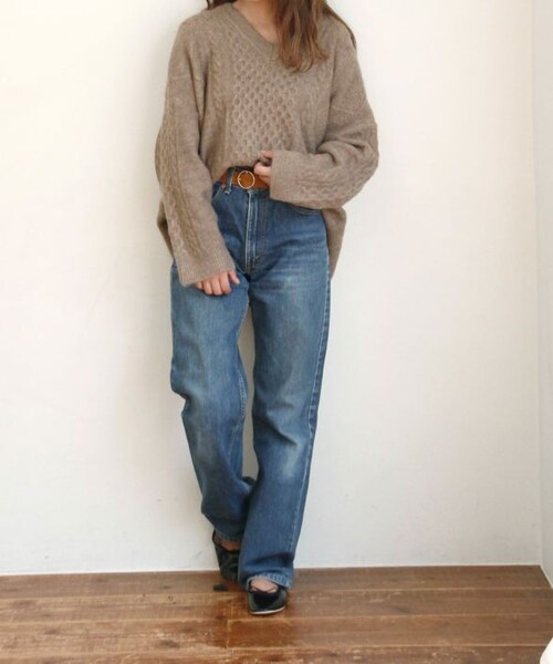 Crisp（クリスプ）の「Vネックケーブルニット（ニット/セーター・レディース・ブラウン/アイボリー/オレンジ・FREE）」の5枚目の写真