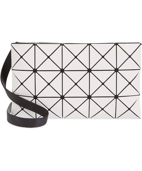 BAO BAO ISSEY MIYAKE(バオバオイッセイミヤケ)の「Bao Bao Issey Miyake Small Lucent Matte Crossbody Bag(ショルダーバッグ・レディース・Black/Gray・One Size)」の2枚目の写真