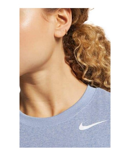 NIKE（ナイキ）の「Nike Dry Legend Training Tee（Tシャツ/カットソー・レディース・Blue・Medium/Large/X-small/Small）」の3枚目の写真