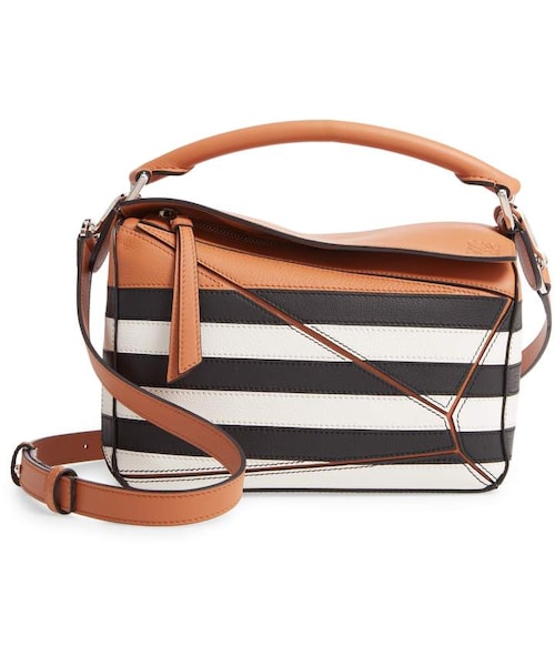LOEWE（ロエベ）の「Loewe Small Puzzle Marine Stripe Leather 