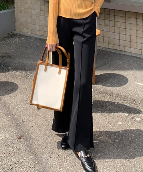 DHOLIC（ディーホリック）の「センタープレススリットスラックス（スラックス・レディース・ピンク/ブラック/グリーン・FREE）」の2枚目の写真