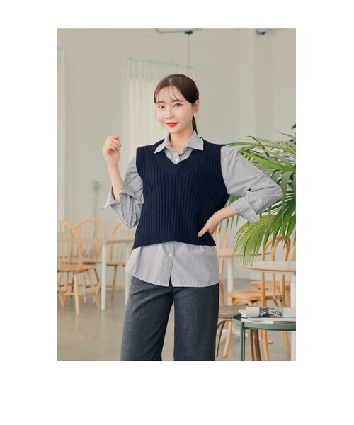 HOTPING(ホッピン)の「バックリボンショートベスト(Tシャツ/カットソー・レディース・Black/Blue/Grey/Beige・フリーサイズ)」の4枚目の写真