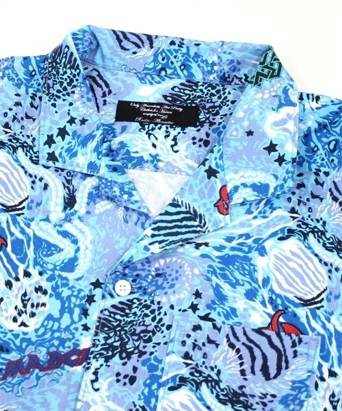 RNA(アールエヌエー)の「SEA柄シャツ(トップス・レディース・シーブルー/パッションピンク・M)」の5枚目の写真