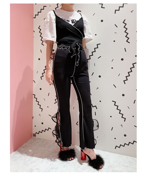 lilLilly(リルリリー)の「リブフリルパンツ(パンツ・レディース・WHITE/BEIGE/PINK/PURPLE/BLUE/BLK×WHT/BLK×RED・FREE)」の11枚目の写真
