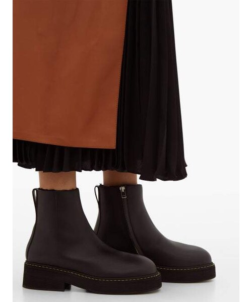 MARNI(マルニ)の「Marni - Shearling Lined Platform Leather Boots - Womens - Black(ブーツ・レディース・Black・34 Eu/it/34.5 Eu/it/35 Eu/it/35.5 Eu/it/36 Eu/it/36.5 Eu/it/37 Eu/it/37.5 Eu/it/38 Eu/it/38.5 Eu/it/39 Eu/it/39.5 Eu/it/40 Eu/it/40.5 Eu/it/41 Eu/it)」の4枚目の写真