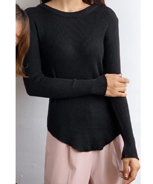 DHOLIC（ディーホリック）の「ラウンドヘムリブニット（ニット/セーター・レディース・ホワイト/グリーン/ブルー/ブラウン/ブラック/ベージュ・FREE）」の2枚目の写真