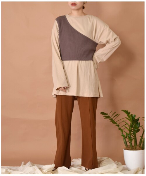 w closet(ダブルクローゼット)の「ワンショルビスチェ付ロンTee(トップス・レディース・グレージュ/モカ/スミクロ・FREE)」の22枚目の写真