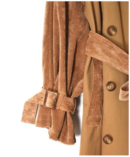 w closet(ダブルクローゼット)の「2素材切替トレンチコート(ジャケット/アウター・レディース・サンドベージュ/Dベージュ・FREE)」の8枚目の写真