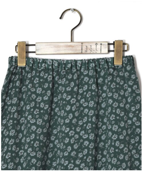 w closet(ダブルクローゼット)の「マットサテン花柄ティアードスカート(スカート・レディース・ブラウン/Dグリーン・FREE)」の5枚目の写真