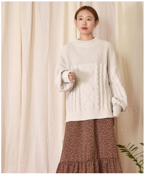 w closet(ダブルクローゼット)の「マットサテン花柄ティアードスカート(スカート・レディース・ブラウン/Dグリーン・FREE)」の14枚目の写真