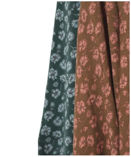 w closet(ダブルクローゼット)の「マットサテン花柄ティアードスカート(スカート・レディース・ブラウン/Dグリーン・FREE)」の8枚目の写真