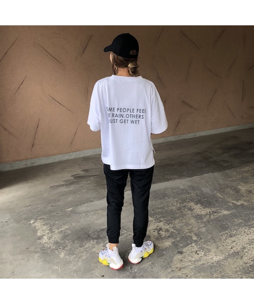 copine（コピン）の「再入荷！しっかり素材！ポケット付きバックロゴtシャツ (3color)【クリックポスト対象商品】（Tシャツ/カットソー・レディース・その他）」の5枚目の写真