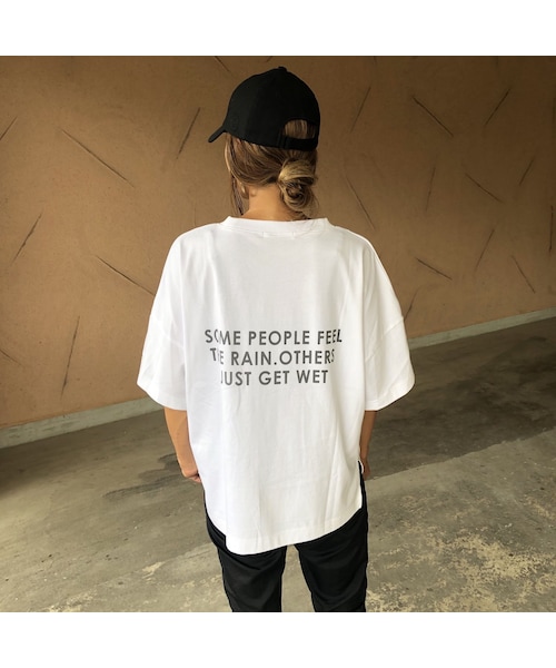 copine（コピン）の「再入荷！しっかり素材！ポケット付きバックロゴtシャツ (3color)【クリックポスト対象商品】（Tシャツ/カットソー・レディース・その他）」の2枚目の写真