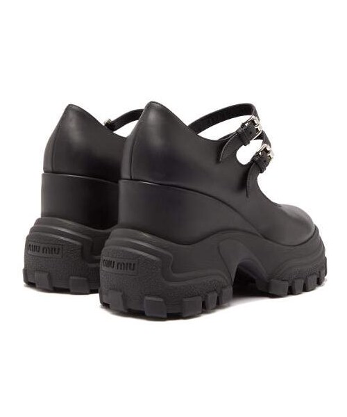 miu miu ブラックウェッジサンダル miu miu（ミュウミュウ）の「Miu Miu - Exaggerated Sole Mary