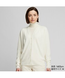 UNIQLO - ほぼ未使用 ユニクロ 3D カシミヤ Vネック コクーン セーター ベージュ M ほぼ未使用 ユニクロ 3D カシミヤ Vネック コクーン セーター